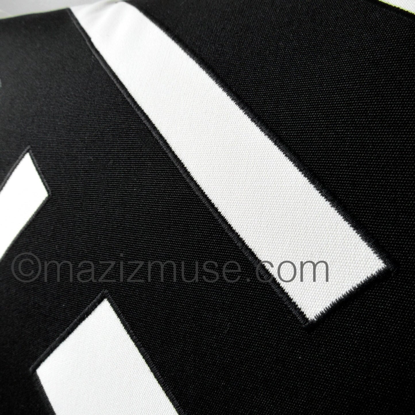 Black & White Outdoor Sunbrella Pillow Cover, Modern Geometric Pinwheel Cushion
