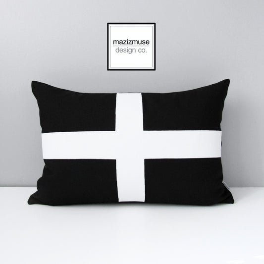 Black & White Cornish Flag Pillow Cover, Outdoor Sunbrella Cushion Cover